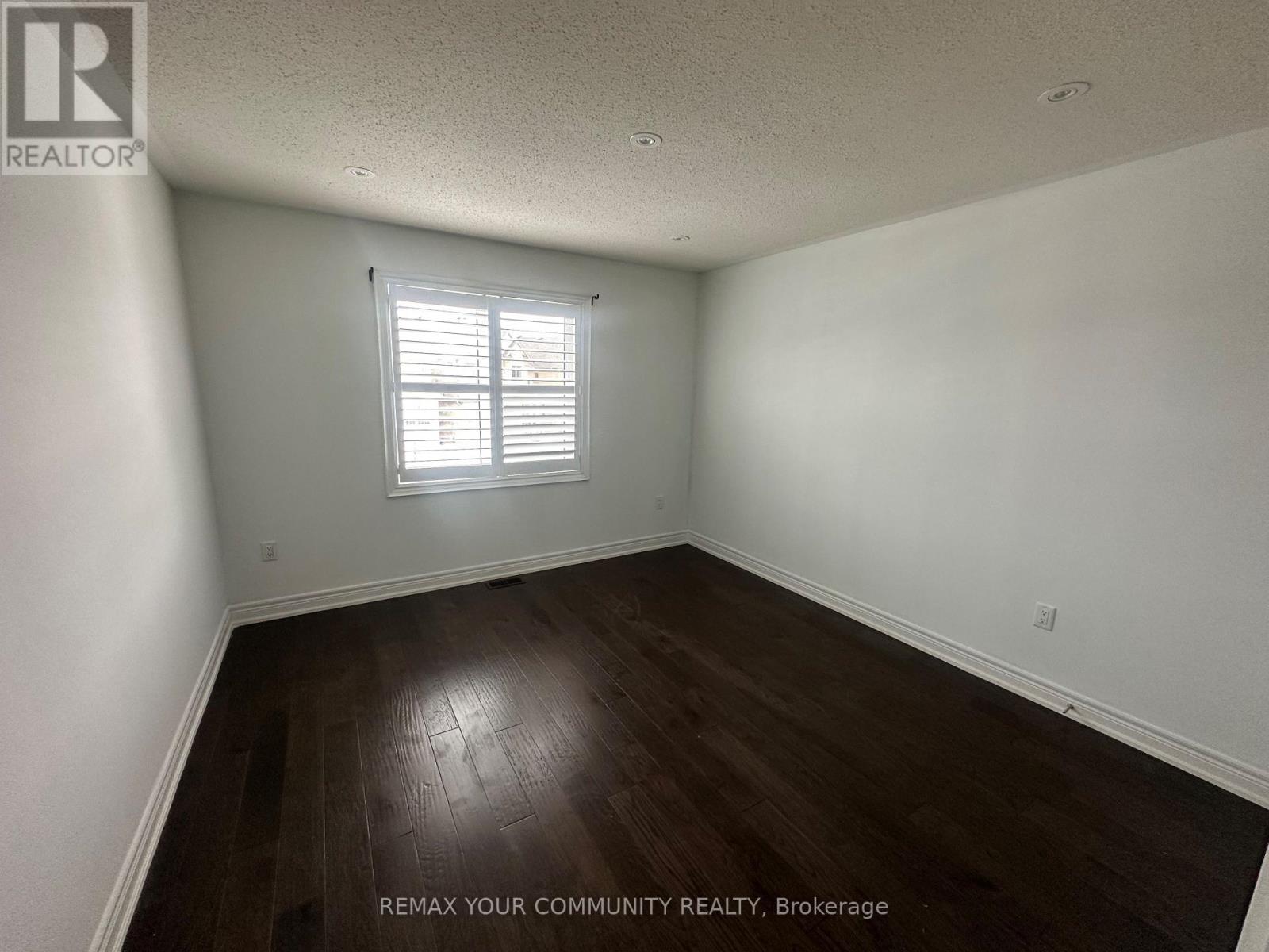 678 Somerville Drive, Newmarket (Stonehaven-Wyndham), Ontario  L3X 0J6 - Photo 25 - N12899576