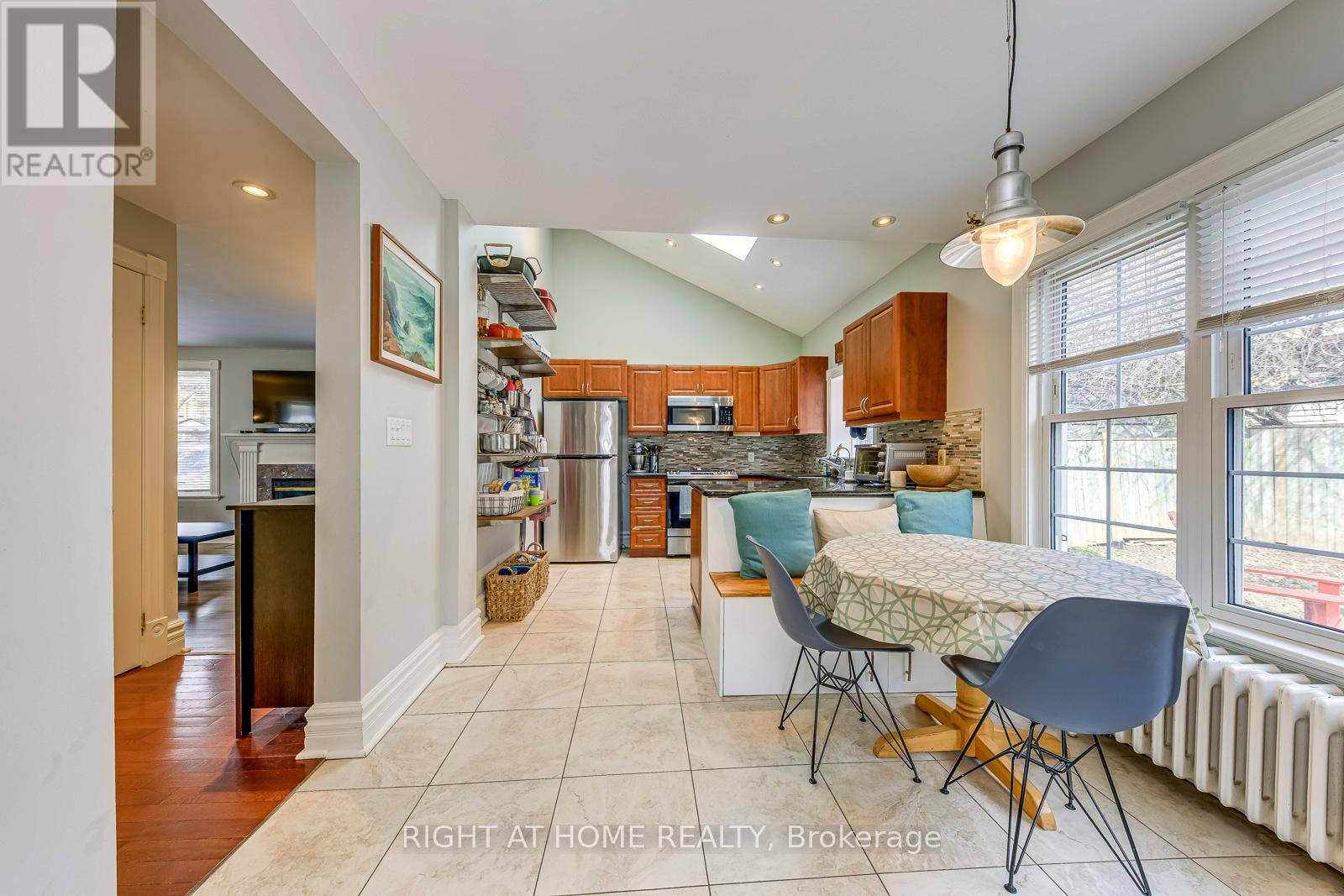 24 Mill Street N, Brampton, Ontario  L6X 1S6 - Photo 22 - W12899656