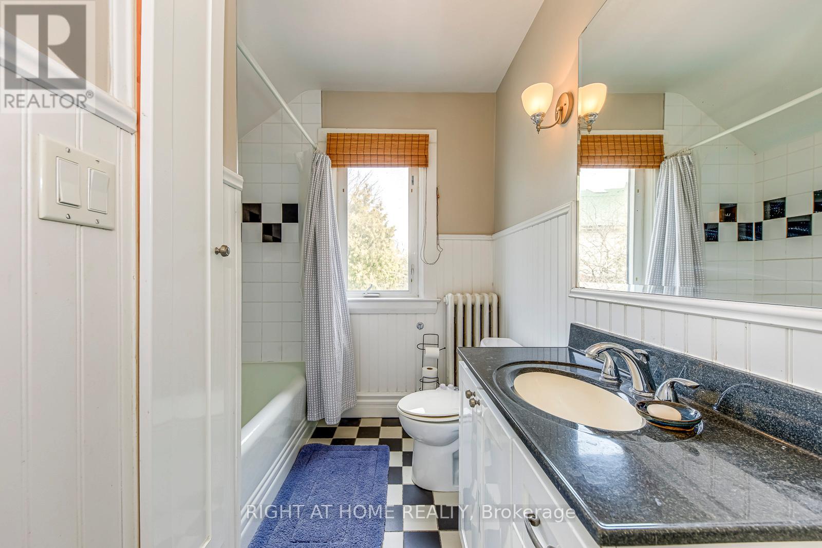 24 Mill Street N, Brampton, Ontario  L6X 1S6 - Photo 37 - W12899656