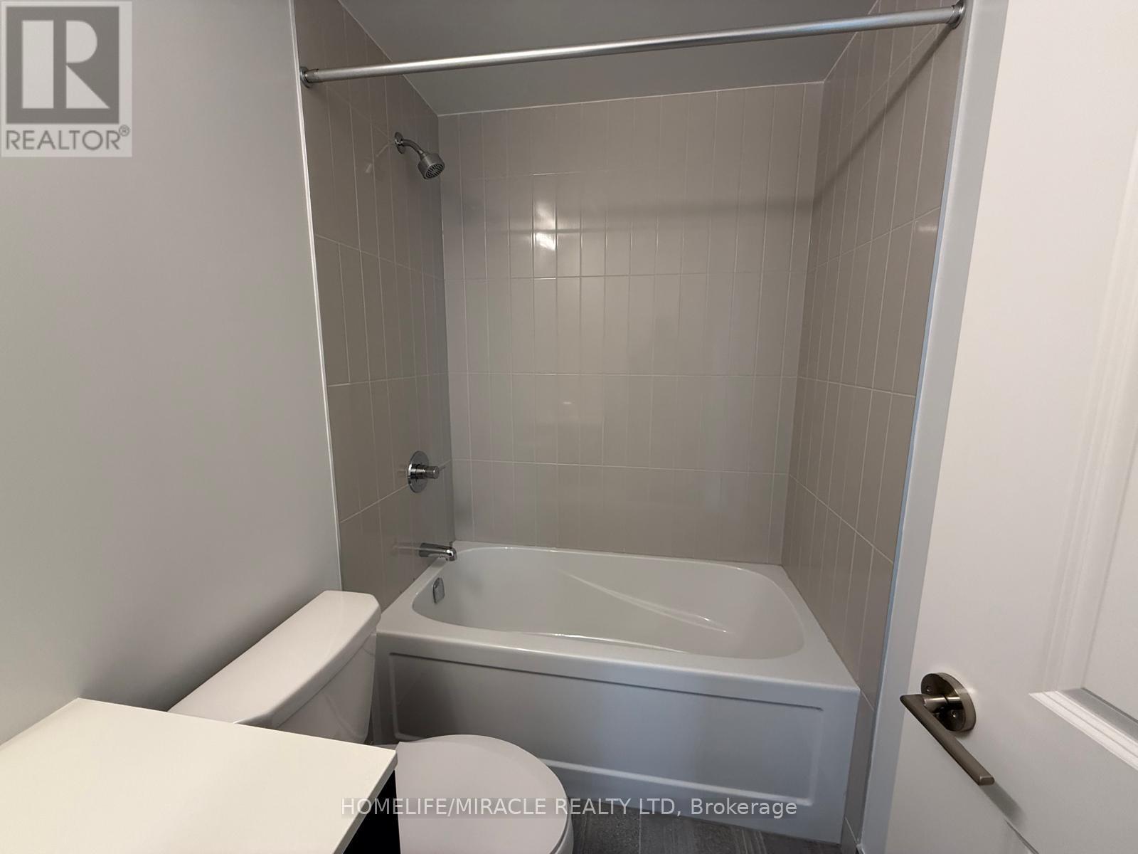 1518 - 15 Skyridge Drive, Brampton, Ontario  L6P 4S3 - Photo 11 - W12899670