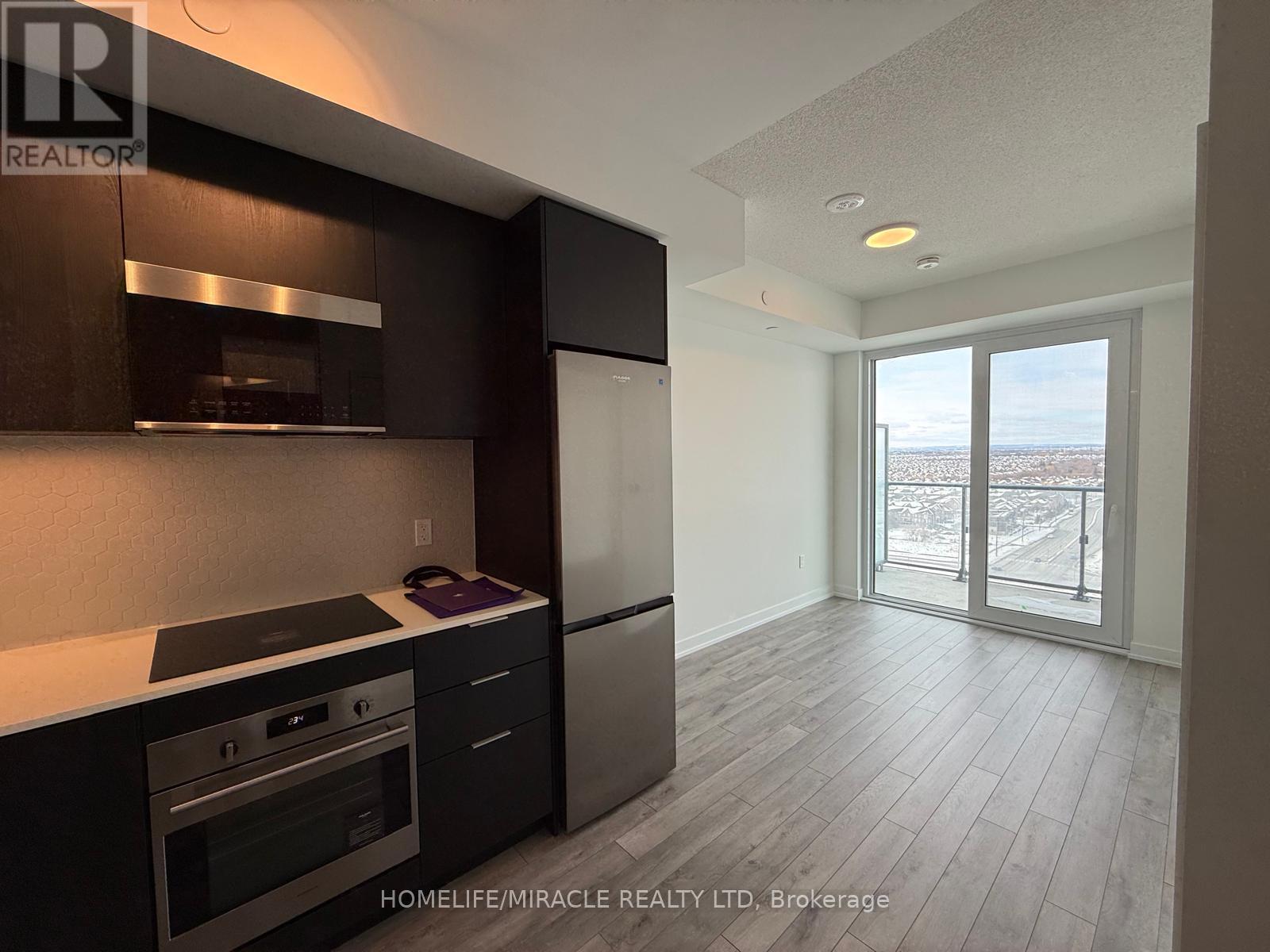 1518 - 15 Skyridge Drive, Brampton, Ontario  L6P 4S3 - Photo 4 - W12899670