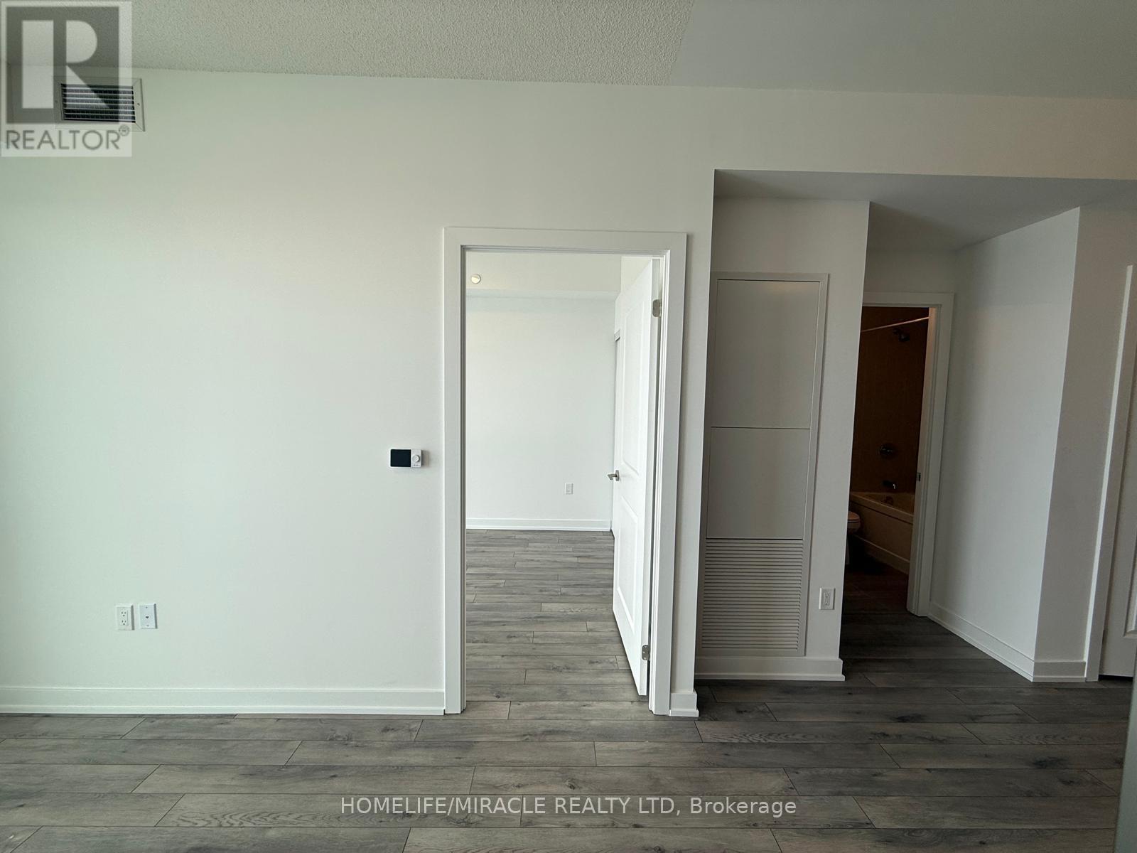 1518 - 15 Skyridge Drive, Brampton, Ontario  L6P 4S3 - Photo 7 - W12899670