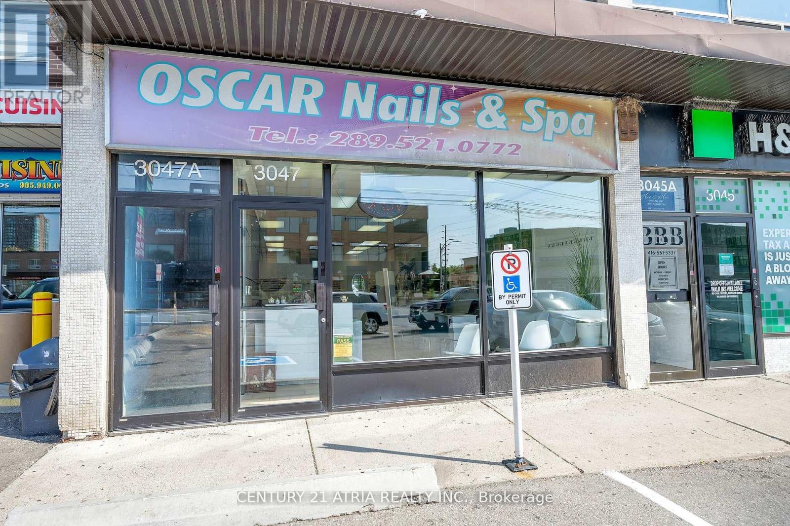 3047 HURONTARIO STREET, Mississauga, Ontario