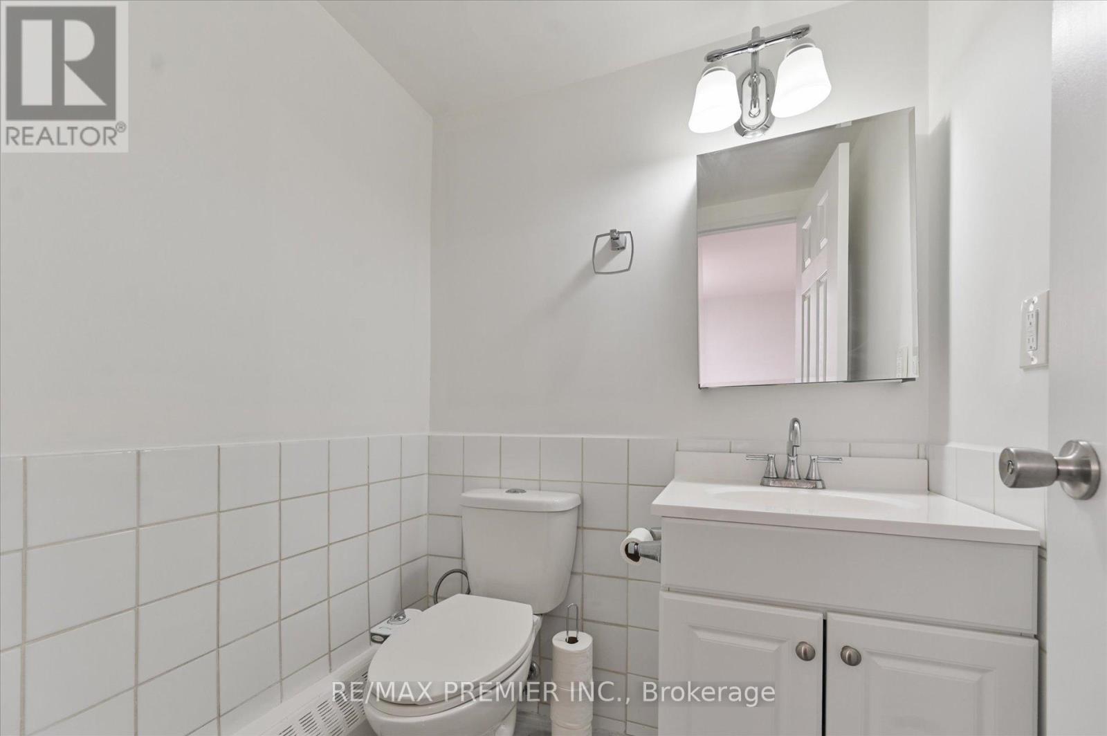 604 - 25 Four Winds Drive, Toronto, Ontario  M3J 1K8 - Photo 19 - W12899676