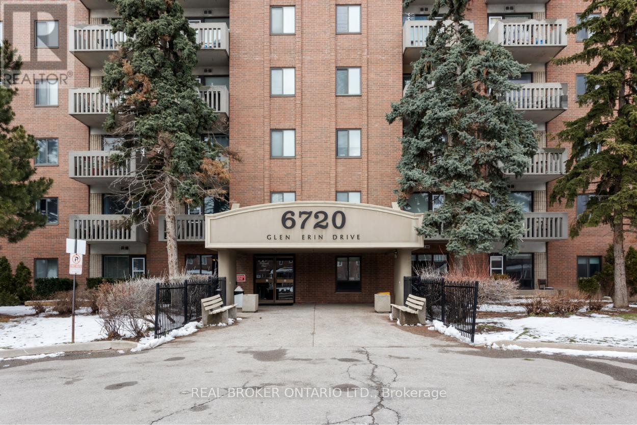 111 - 6720 Glen Erin Drive, Mississauga, Ontario  L5N 3K8 - Photo 4 - W12899714