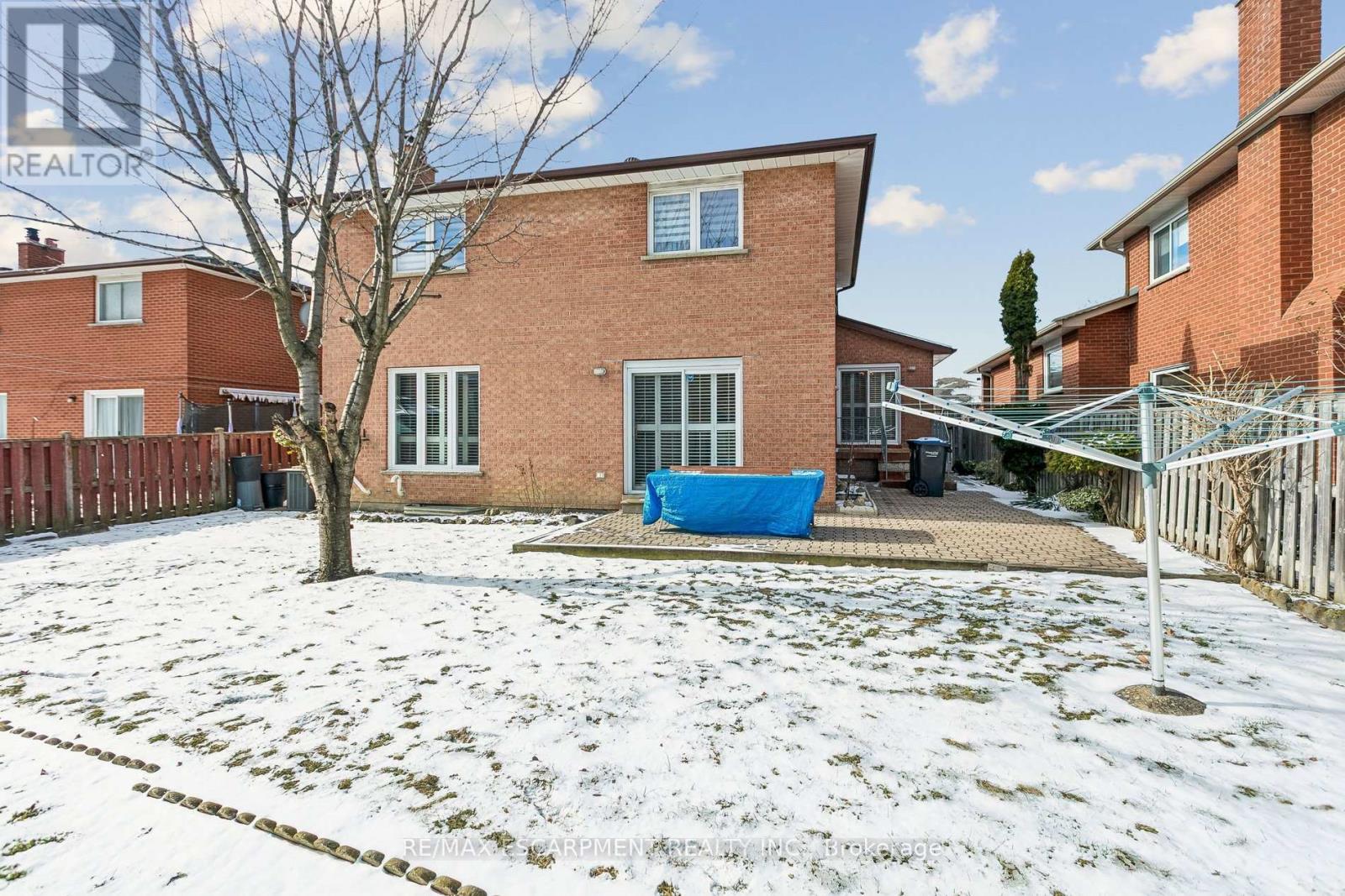 1400 Bough Beeches Boulevard, Mississauga, Ontario  L4W 3B5 - Photo 31 - W12899728