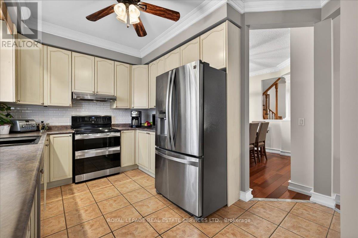 519 River Glen Boulevard, Oakville, Ontario  L6H 6N4 - Photo 15 - W12899732