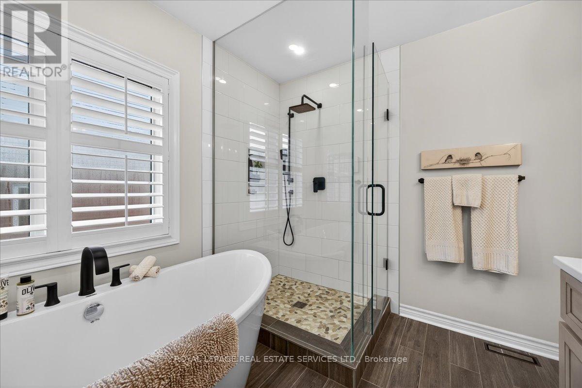 519 River Glen Boulevard, Oakville, Ontario  L6H 6N4 - Photo 30 - W12899732