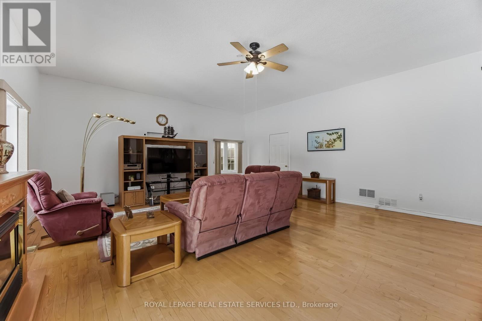 478 Wilson Height Boulevard, Toronto, Ontario  M3H 2V5 - Photo 16 - W12899734