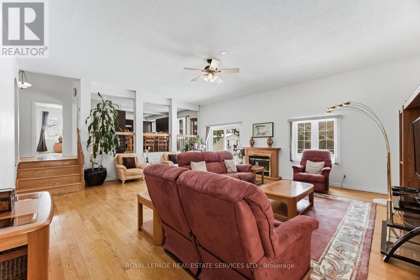 478 Wilson Height Boulevard, Toronto, Ontario  M3H 2V5 - Photo 17 - W12899734