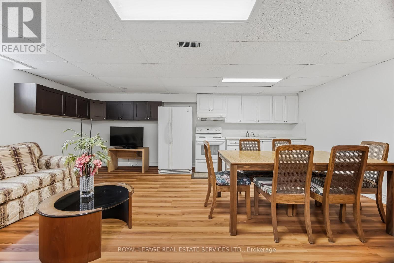 478 Wilson Height Boulevard, Toronto, Ontario  M3H 2V5 - Photo 36 - W12899734