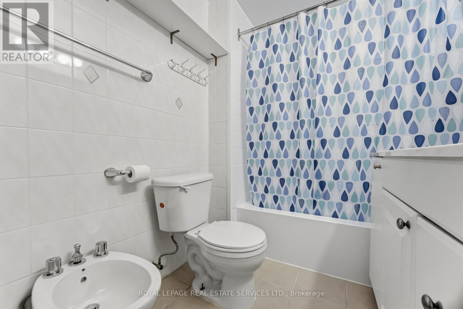 478 Wilson Height Boulevard, Toronto, Ontario  M3H 2V5 - Photo 46 - W12899734