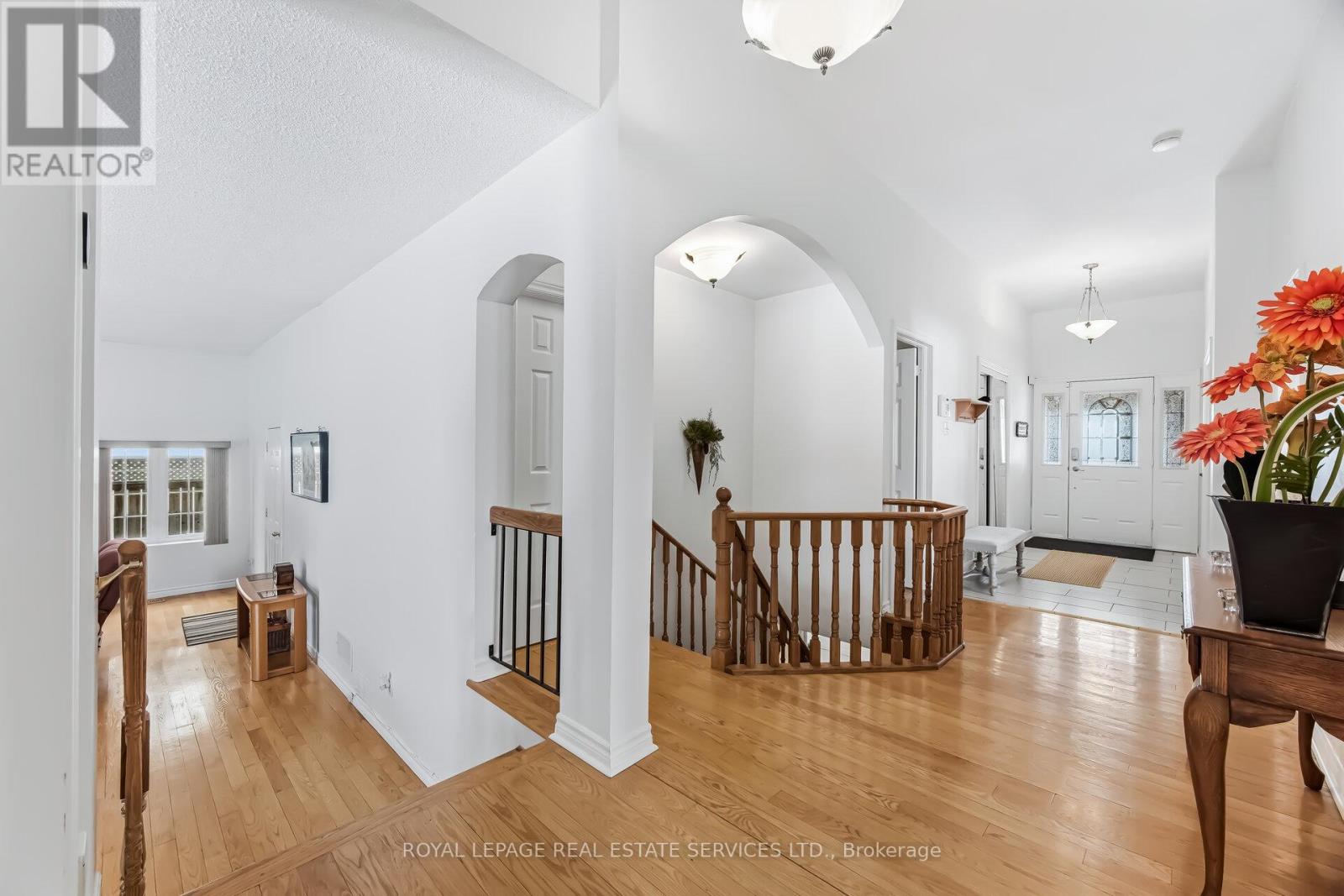 478 Wilson Height Boulevard, Toronto, Ontario  M3H 2V5 - Photo 7 - W12899734