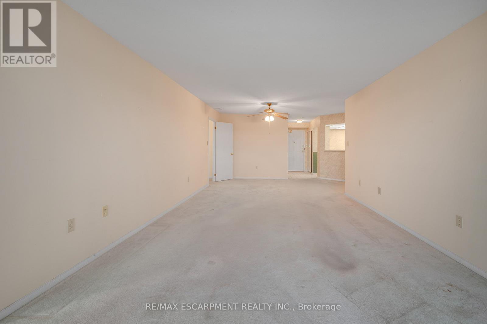 302 - 5070 Pinedale Avenue, Burlington, Ontario  L7L 5V6 - Photo 13 - W12899742