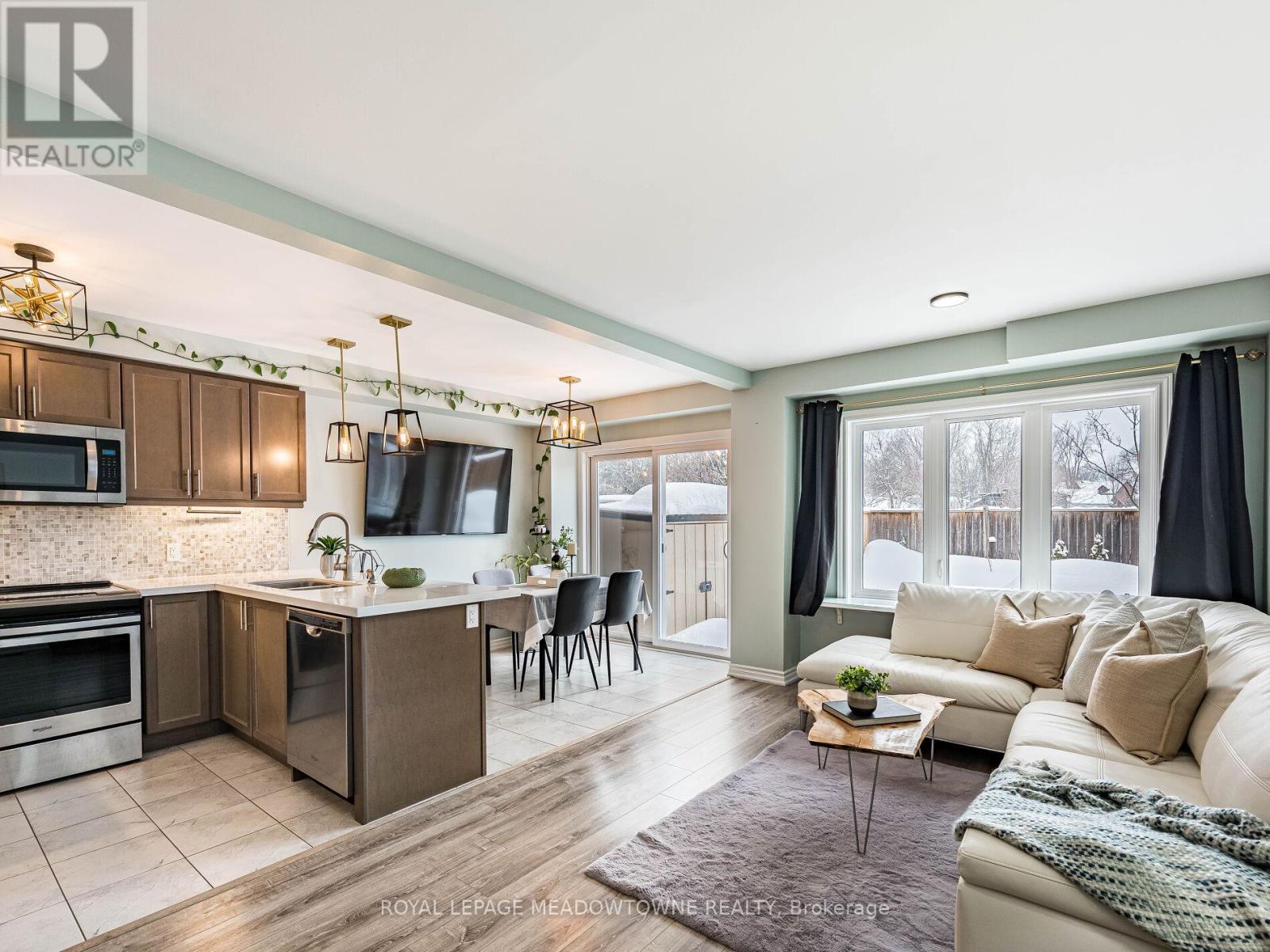 12 - 30 Townline, Orangeville, Ontario  L9W 7P6 - Photo 8 - W12899750