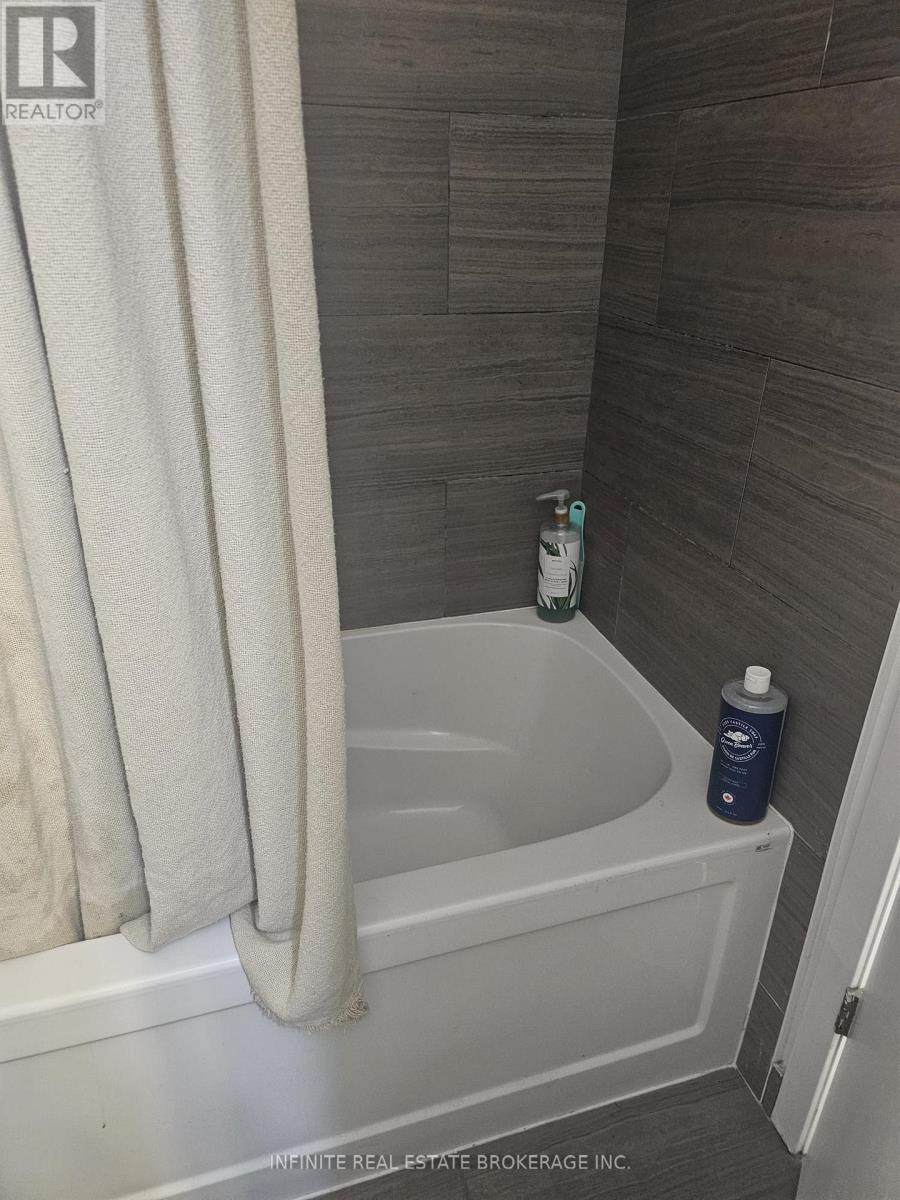 1506 - 2560 Eglinton Avenue W, Mississauga, Ontario  L5M 0Y3 - Photo 5 - W12899764