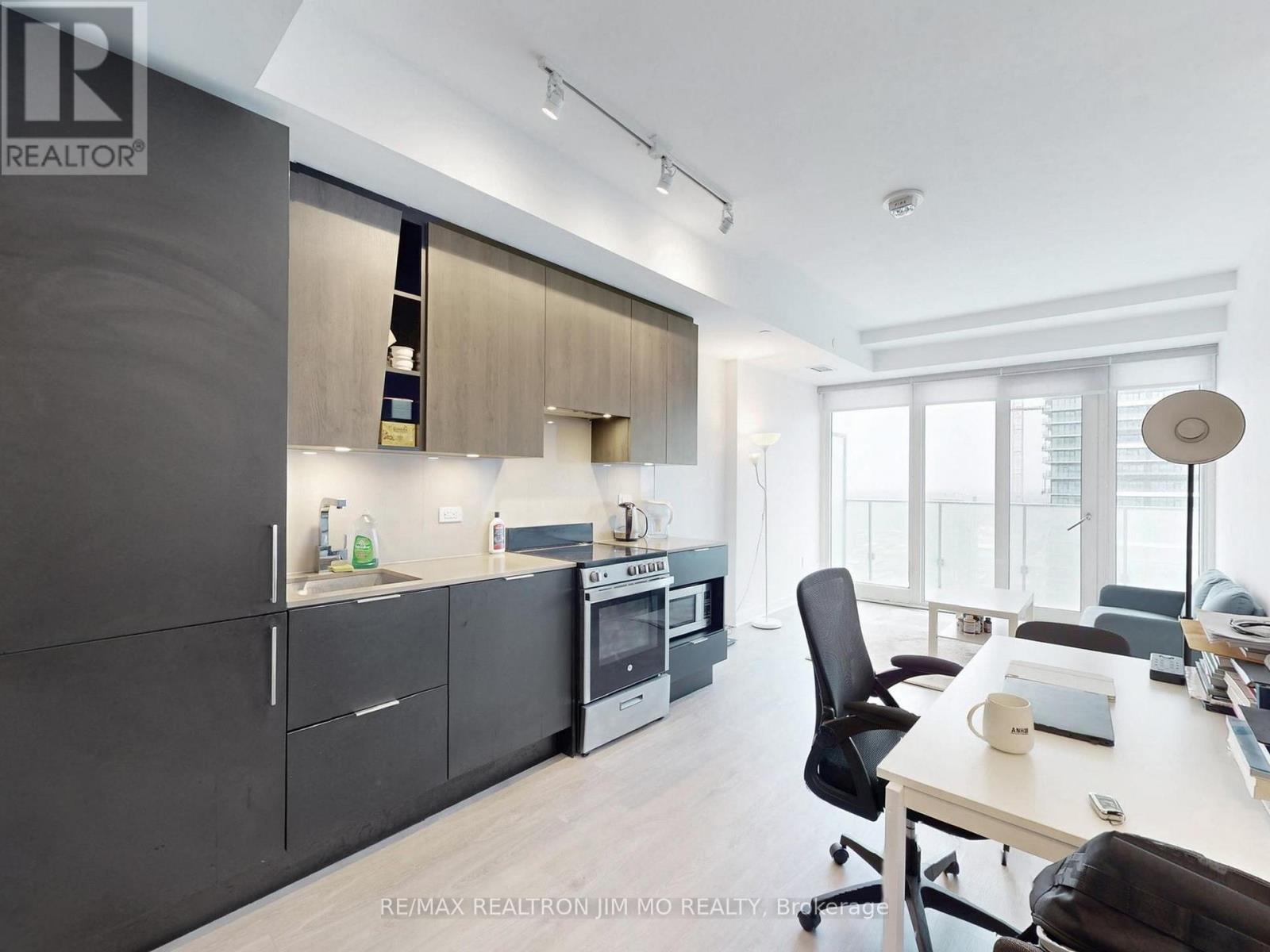 5307 - 3900 Confederation Parkway, Mississauga, Ontario  L5B 0M3 - Photo 14 - W12899772