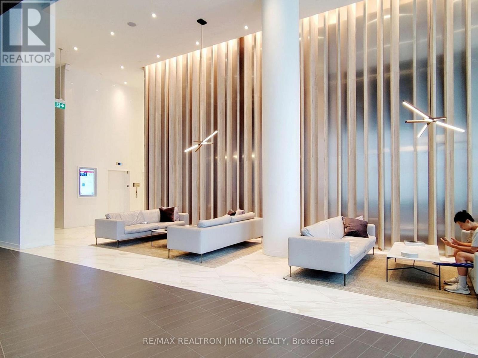 5307 - 3900 Confederation Parkway, Mississauga, Ontario  L5B 0M3 - Photo 7 - W12899772