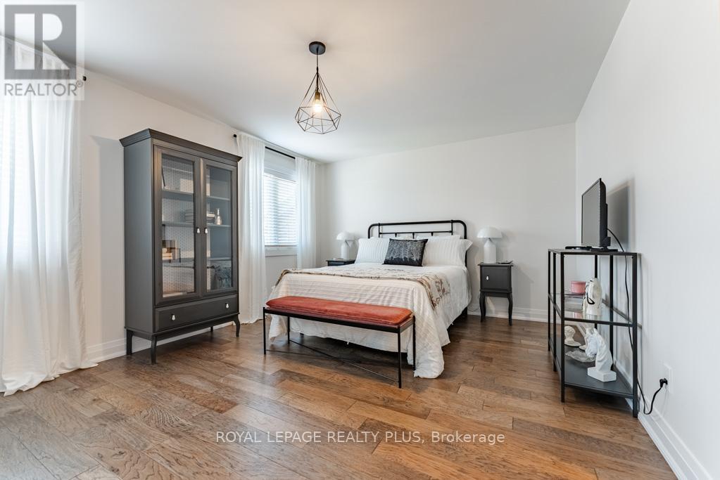 2171 Forest Gate Park, Oakville, Ontario  L6M 4B3 - Photo 13 - W12899792