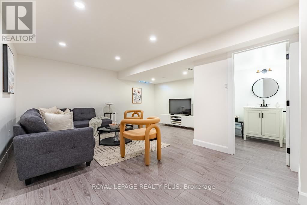 2171 Forest Gate Park, Oakville, Ontario  L6M 4B3 - Photo 25 - W12899792