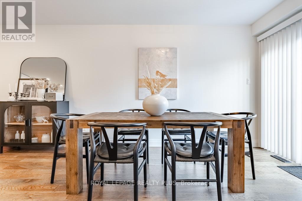 2171 Forest Gate Park, Oakville, Ontario  L6M 4B3 - Photo 9 - W12899792