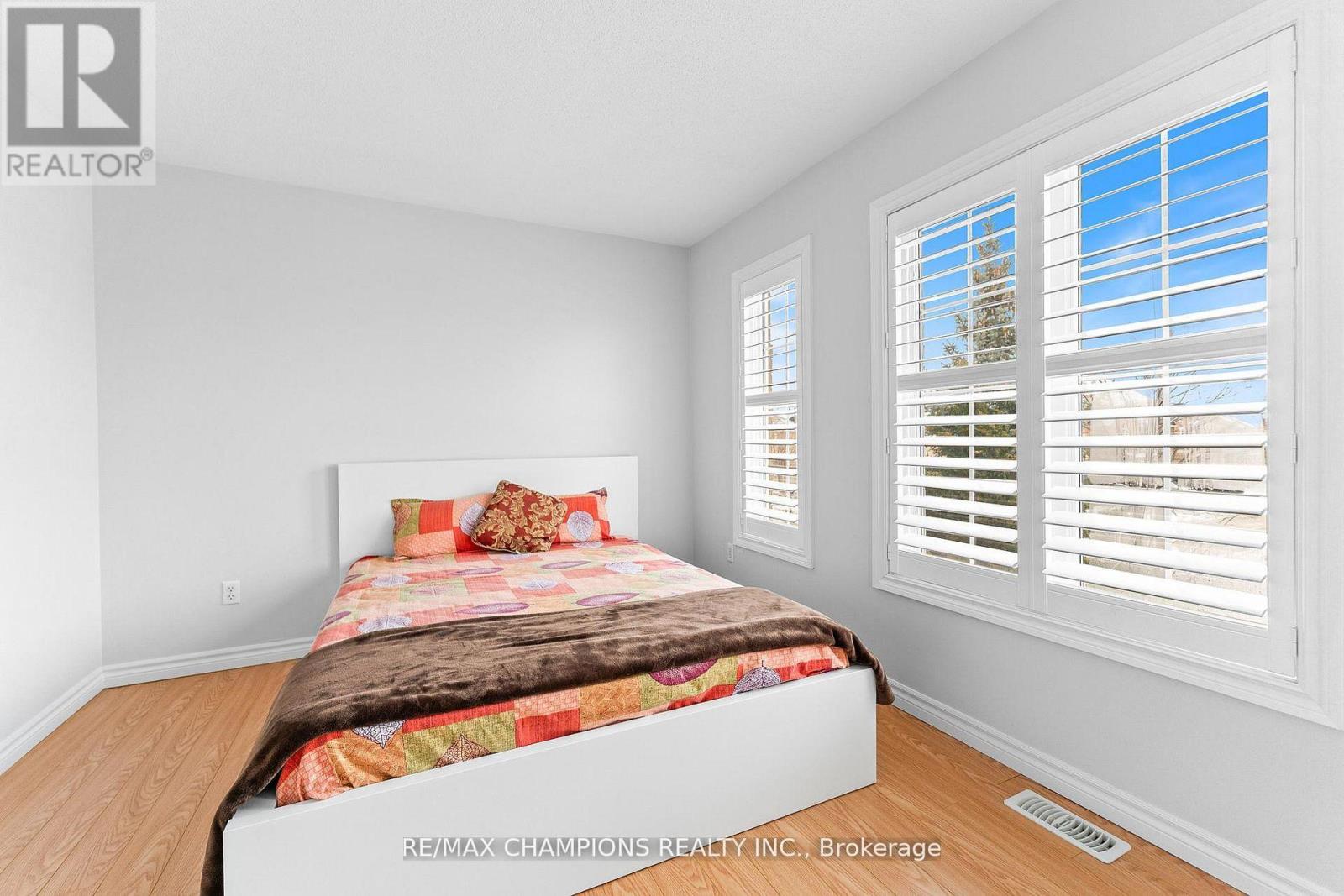 456 Father Tobin Road, Brampton, Ontario  L6R 0S2 - Photo 12 - W12899808