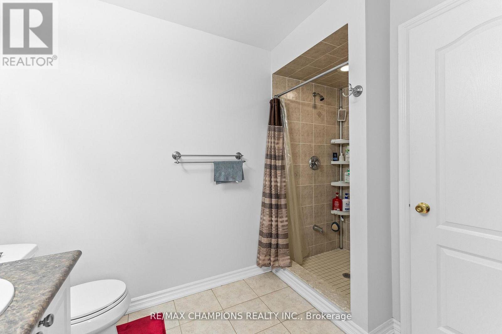 456 Father Tobin Road, Brampton, Ontario  L6R 0S2 - Photo 13 - W12899808