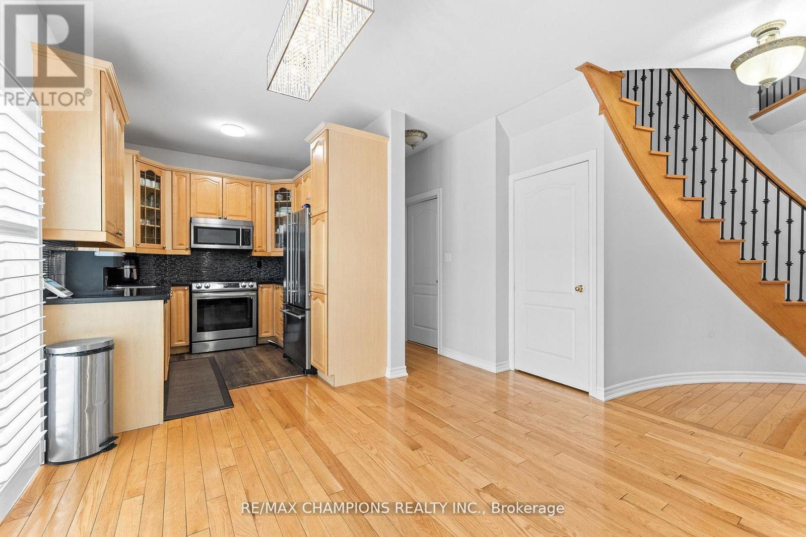 456 Father Tobin Road, Brampton, Ontario  L6R 0S2 - Photo 25 - W12899808