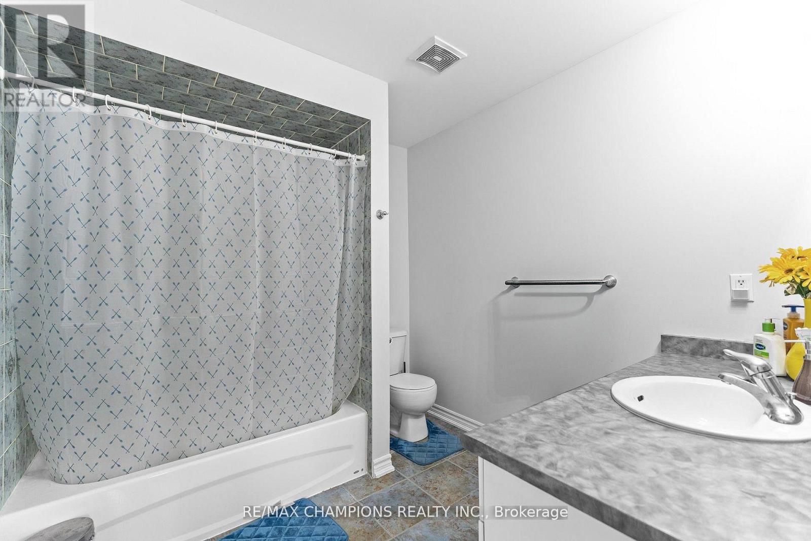 456 Father Tobin Road, Brampton, Ontario  L6R 0S2 - Photo 9 - W12899808