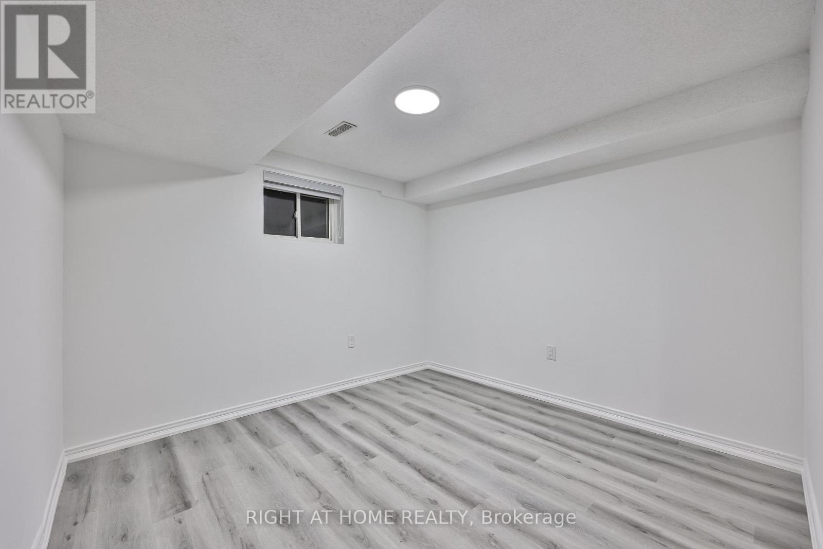 Main - 3783 Keenan Crescent, Mississauga, Ontario  L4T 3M1 - Photo 19 - W12899814