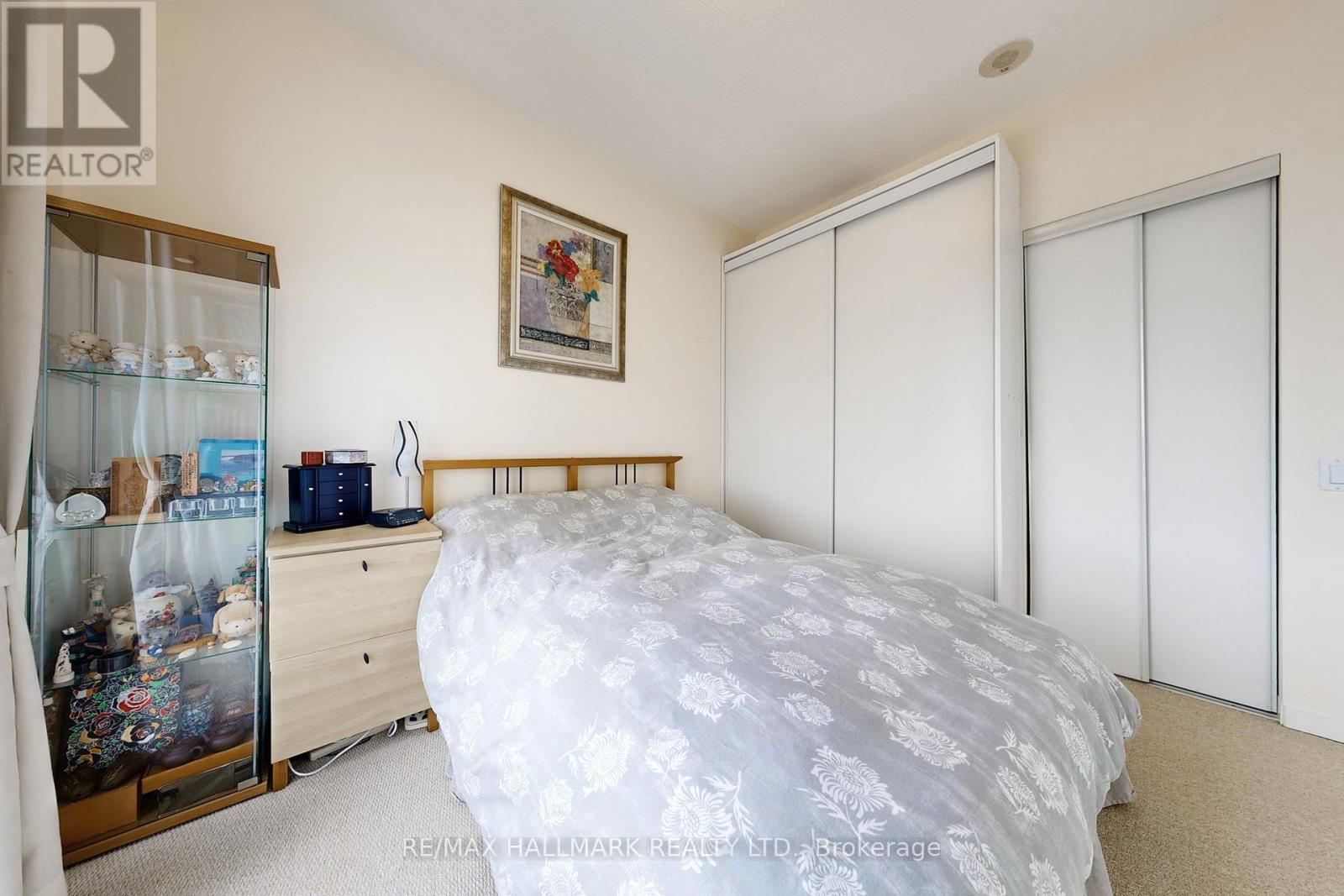 1613 - 103 The Queensway Way, Toronto, Ontario  M6S 5B3 - Photo 13 - W12899826