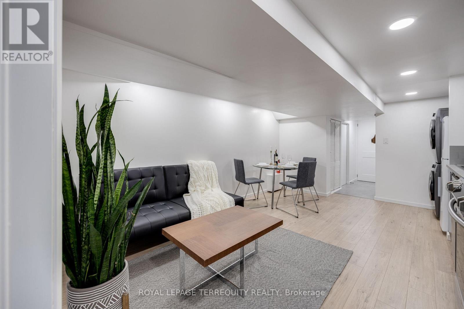 Bsmt - 490 Symington Avenue, Toronto, Ontario  M6N 2W5 - Photo 6 - W12899838