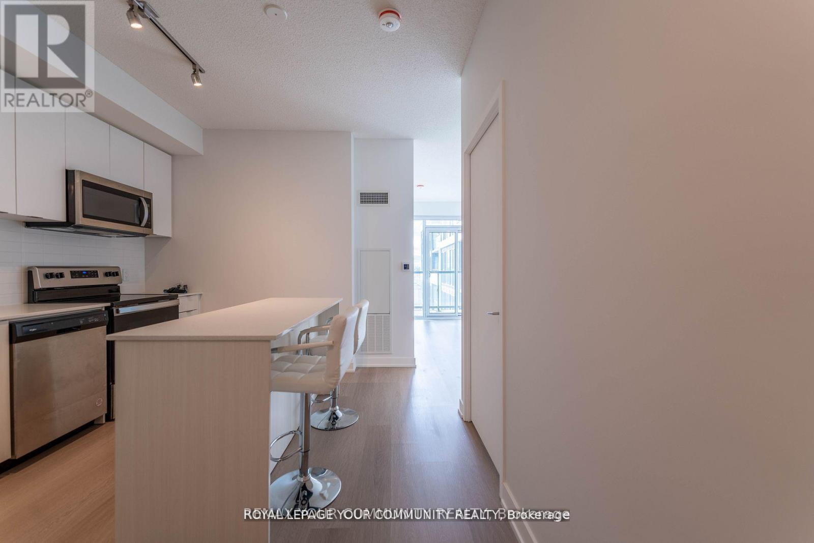 707 - 859 The Queensway, Toronto, Ontario  M8Z 1N8 - Photo 2 - W12899900