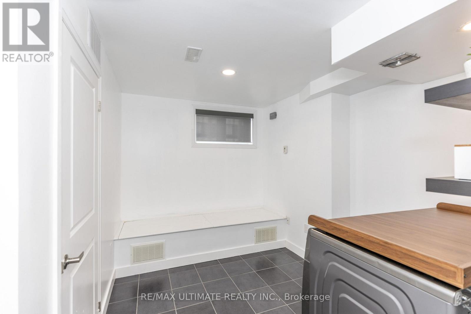 13 Caroline Carpenter Grove, Toronto, Ontario  M3K 0B1 - Photo 26 - W12899902