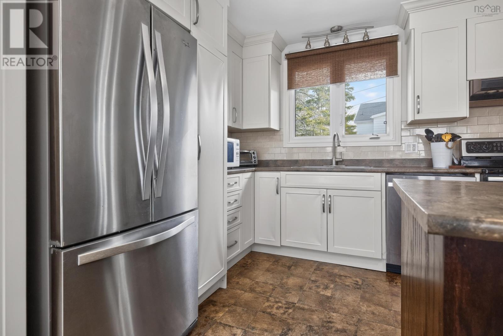 20 Allison Drive, Dartmouth, Nova Scotia  B2V 1P9 - Photo 9 - 202604939