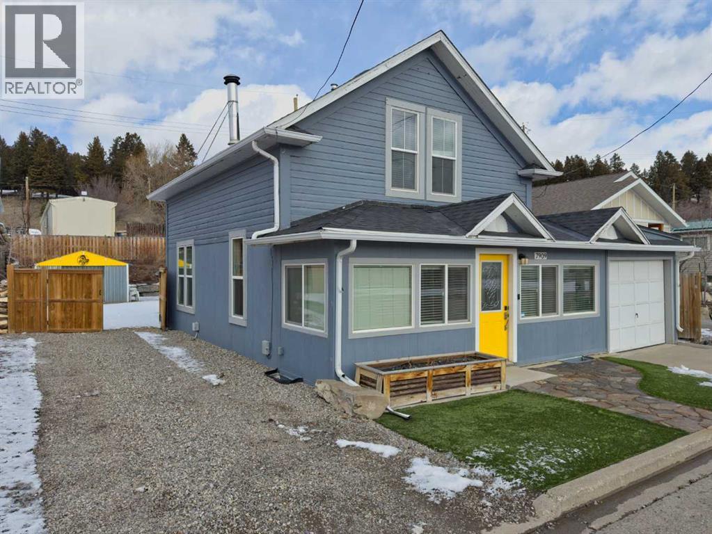 7909 23 Avenue, Coleman, Alberta