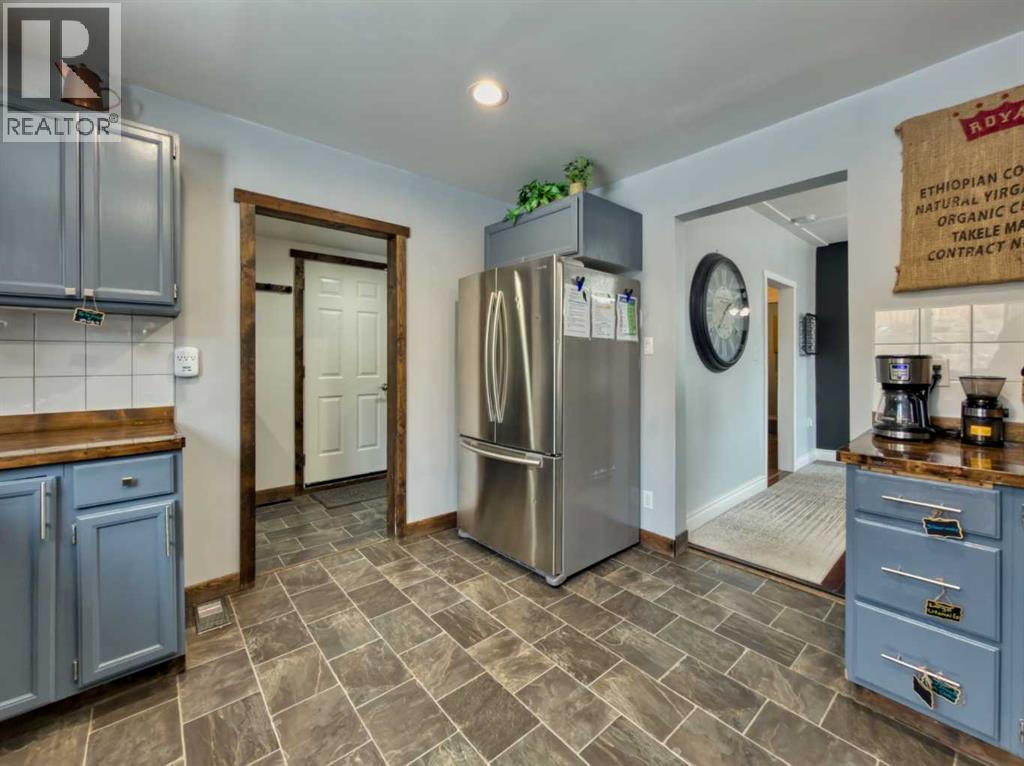 7909 23 Avenue, Coleman, Alberta  T0K 0M0 - Photo 16 - A2293948