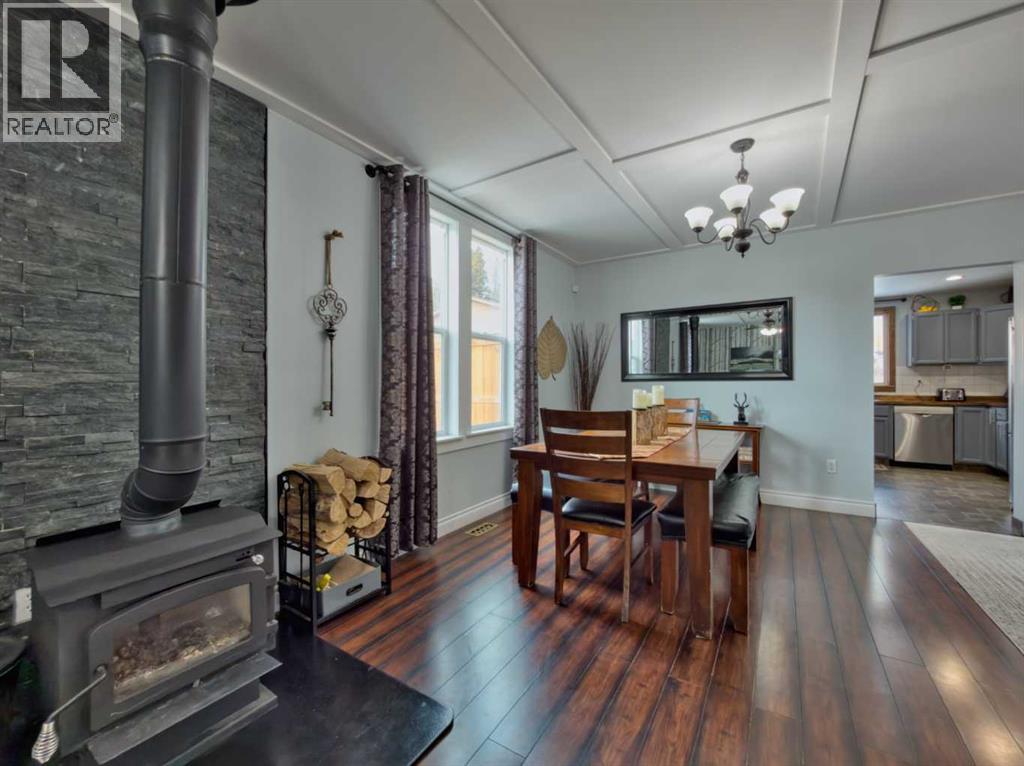 7909 23 Avenue, Coleman, Alberta  T0K 0M0 - Photo 9 - A2293948