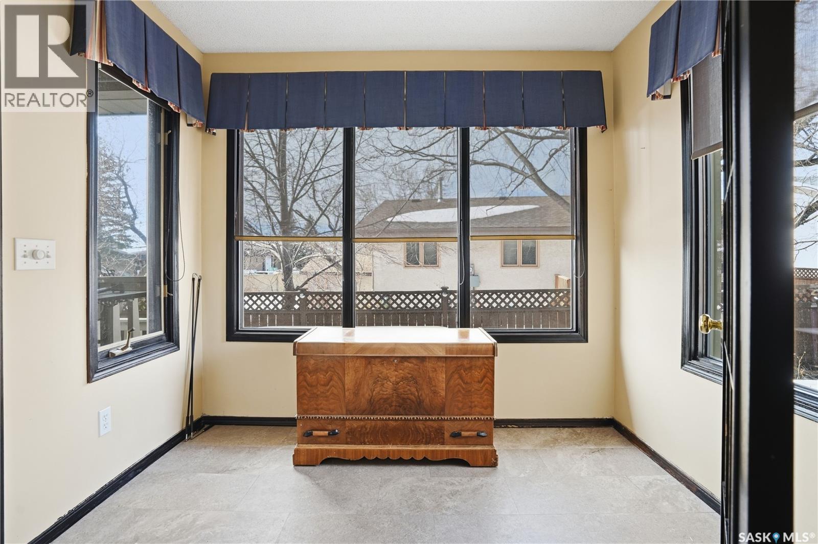 1228 Warner Bay N, Regina, Saskatchewan  S4X 4K3 - Photo 13 - SK030817