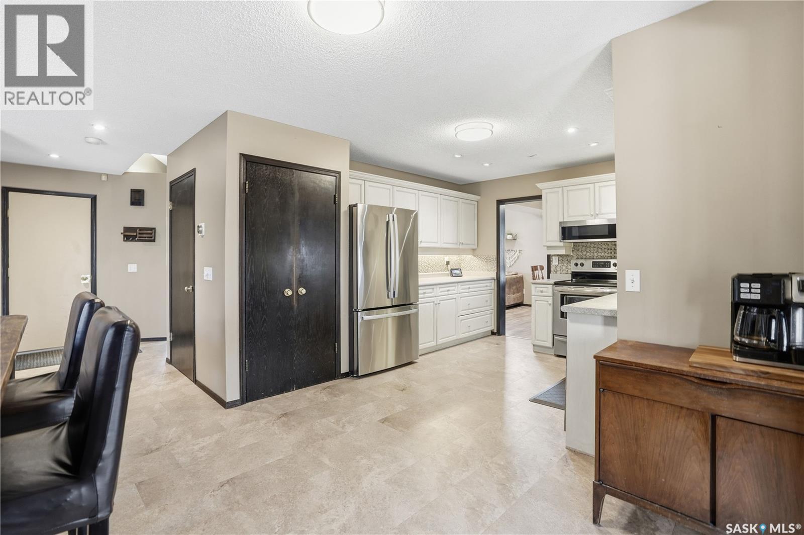 1228 Warner Bay N, Regina, Saskatchewan  S4X 4K3 - Photo 18 - SK030817