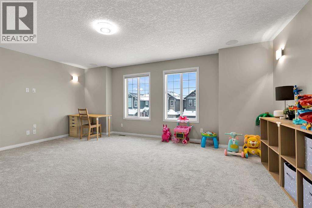 177 Cougar Ridge Close Sw, Calgary, Alberta  T3H 0V4 - Photo 24 - A2292847