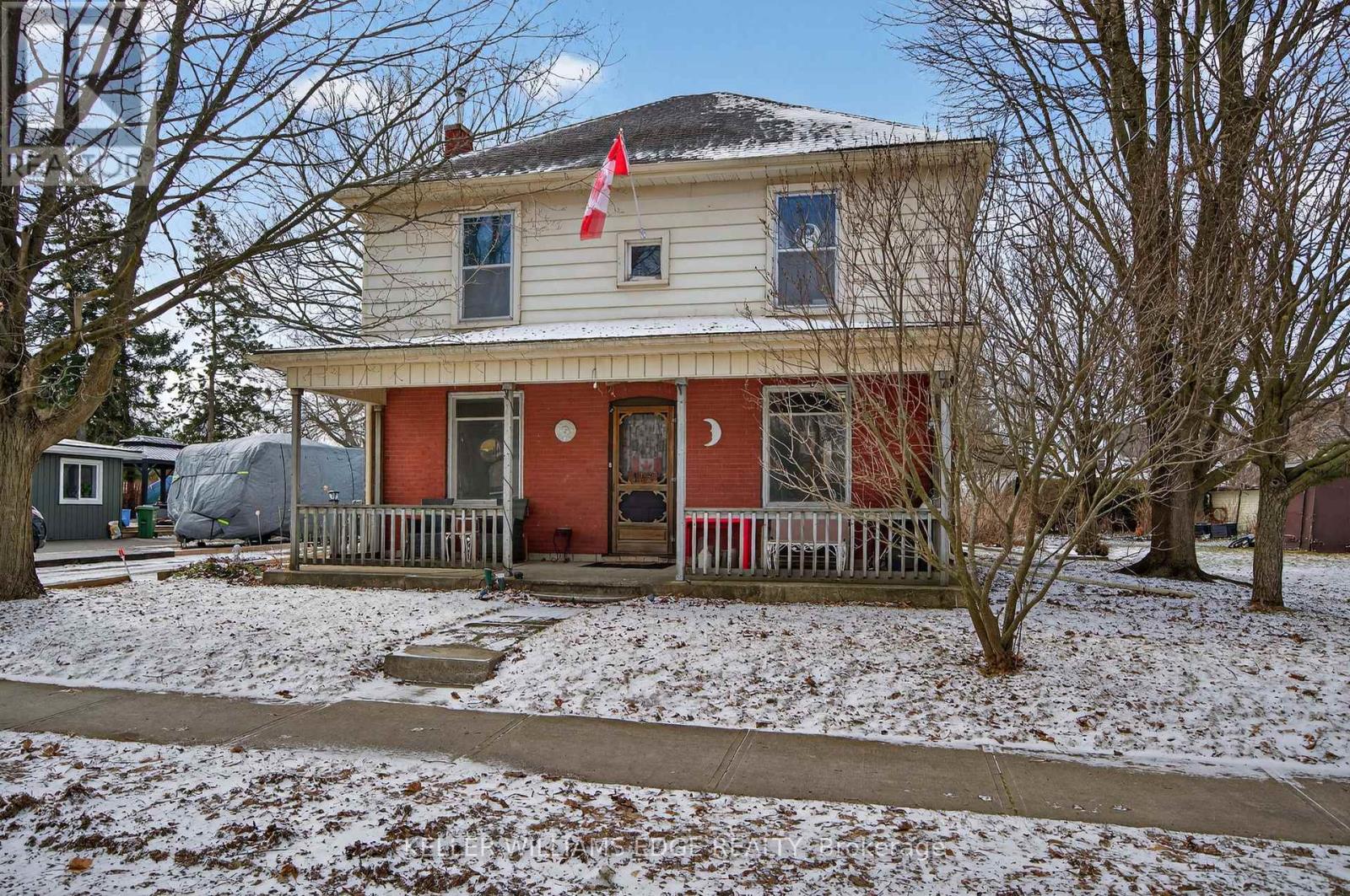 113 Freelton Road, Hamilton, Ontario  L0R 1K0 - Photo 3 - X12899726