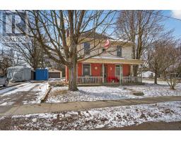 113 FREELTON ROAD, Hamilton, Ontario