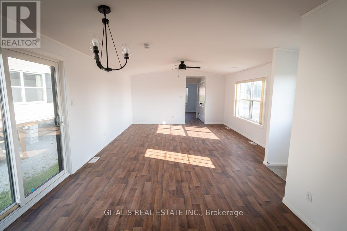 638212 St. Vincent-Sydenham Townline, Meaford, Ontario  N4K 5W4 - Photo 7 - X12899766