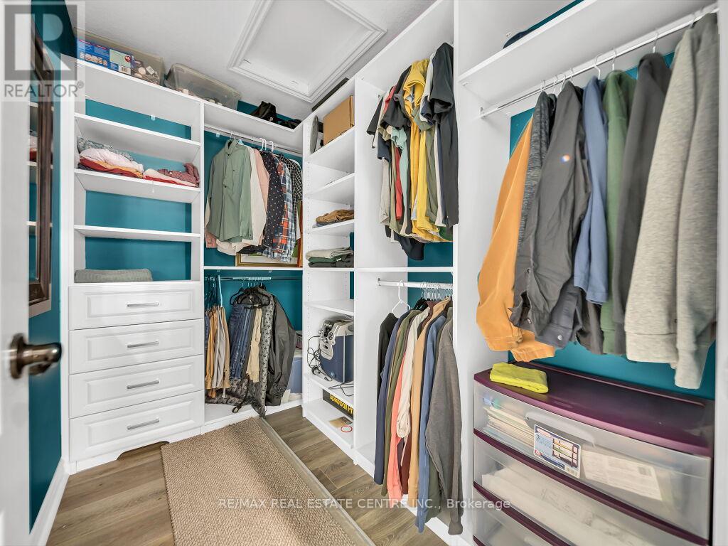 193 Summit Ridge Drive, Guelph (Grange Road), Ontario  N1E 0M1 - Photo 34 - X12899864