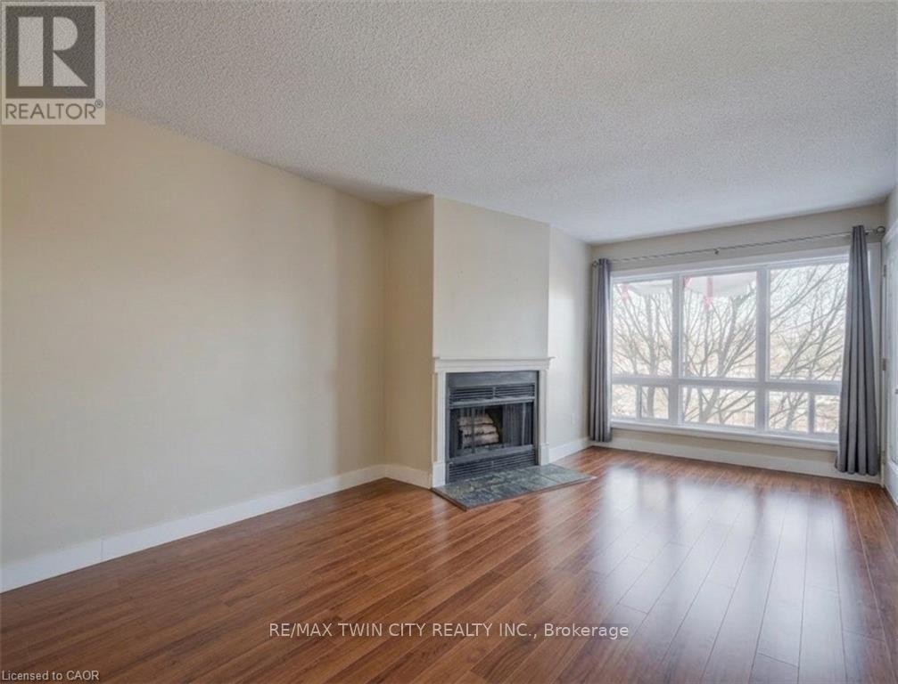 318 - 15 Hofstetter Avenue, Kitchener, Ontario  N2A 3Z7 - Photo 11 - X12899928