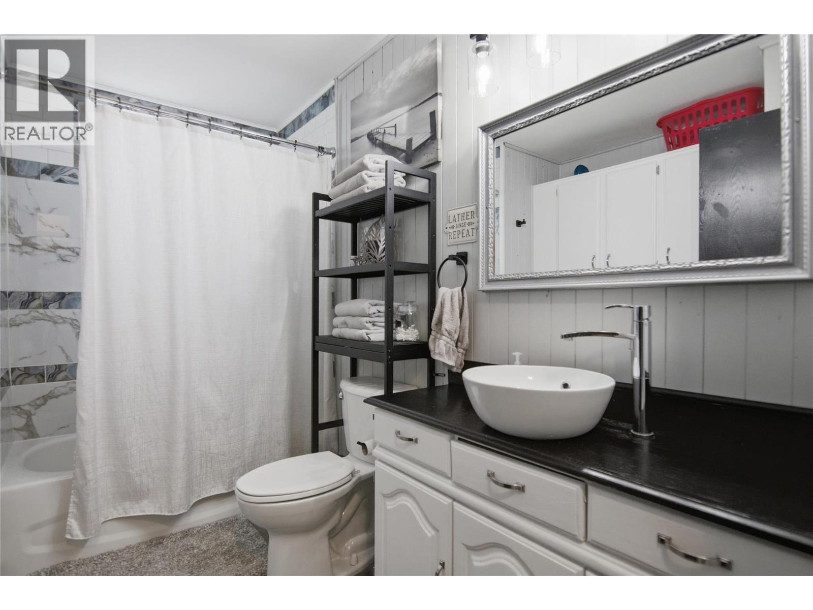 4796 Trans Canada  W Highway Unit# 7, Kamloops, British Columbia  V1S 2A8 - Photo 16 - 10379776