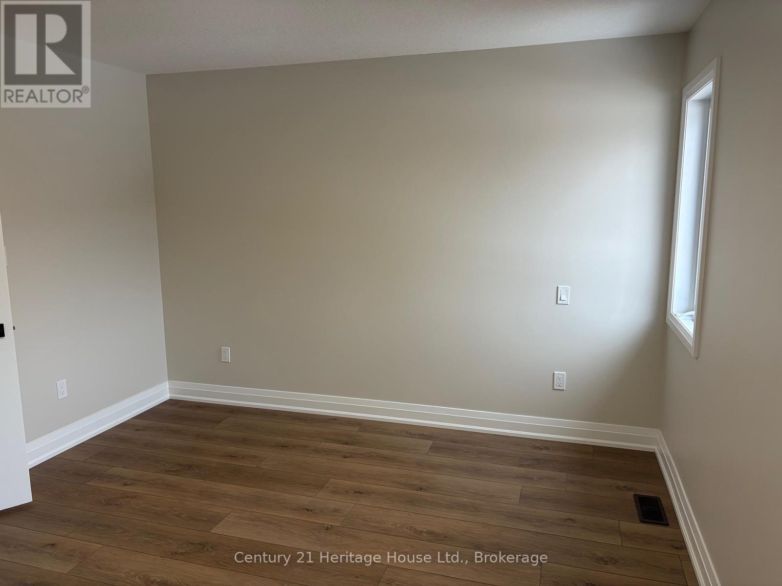 4 - 229 Bruce Street S, West Grey, Ontario  N0G 1R0 - Photo 16 - X12468225