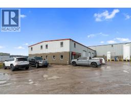 1976 SETTERINGTON DRIVE, Kingsville, Ontario