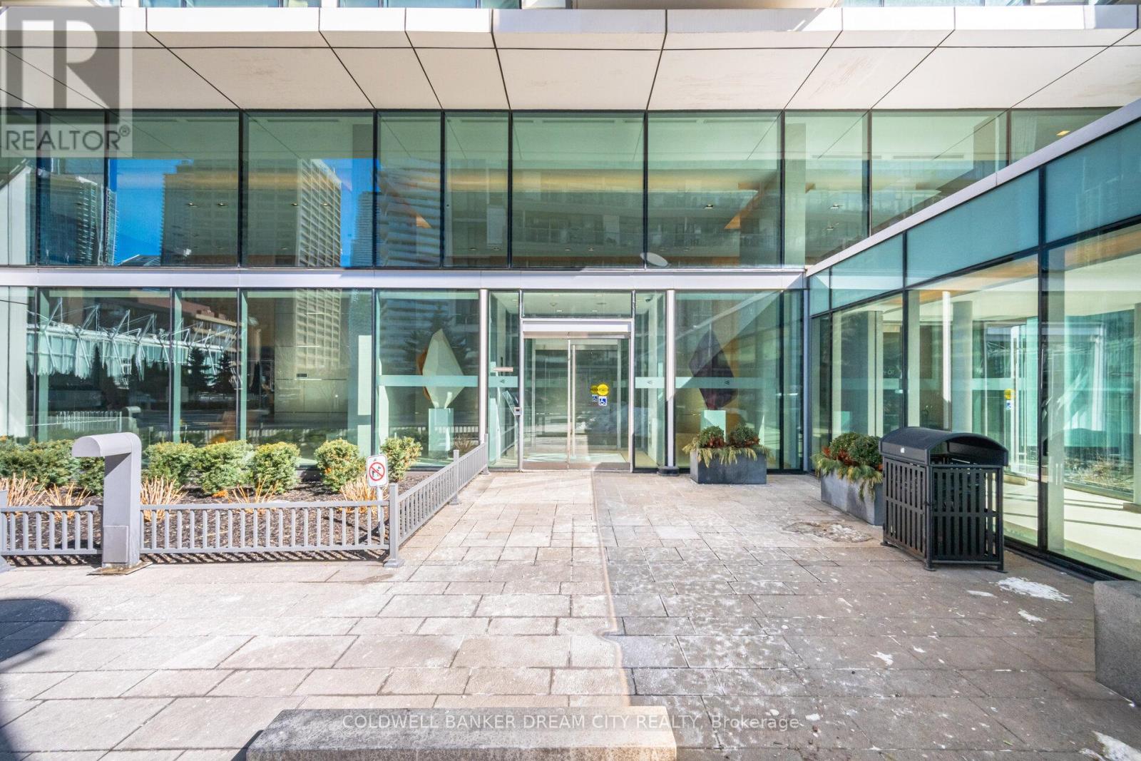 837 - 39 Queens Quay E, Toronto, Ontario  M5E 0A4 - Photo 5 - C12867586